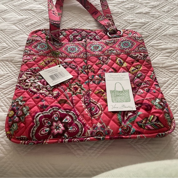 Brand new, never used VERA BRADLEY TOTE. (1 of 2) - Picture 5 of 5